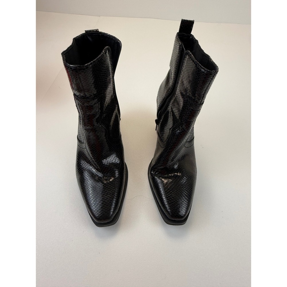 M6-EVYLIN Black Snake Embossed Pointed Toe Block Heel Ankle Boots Size 9M/40